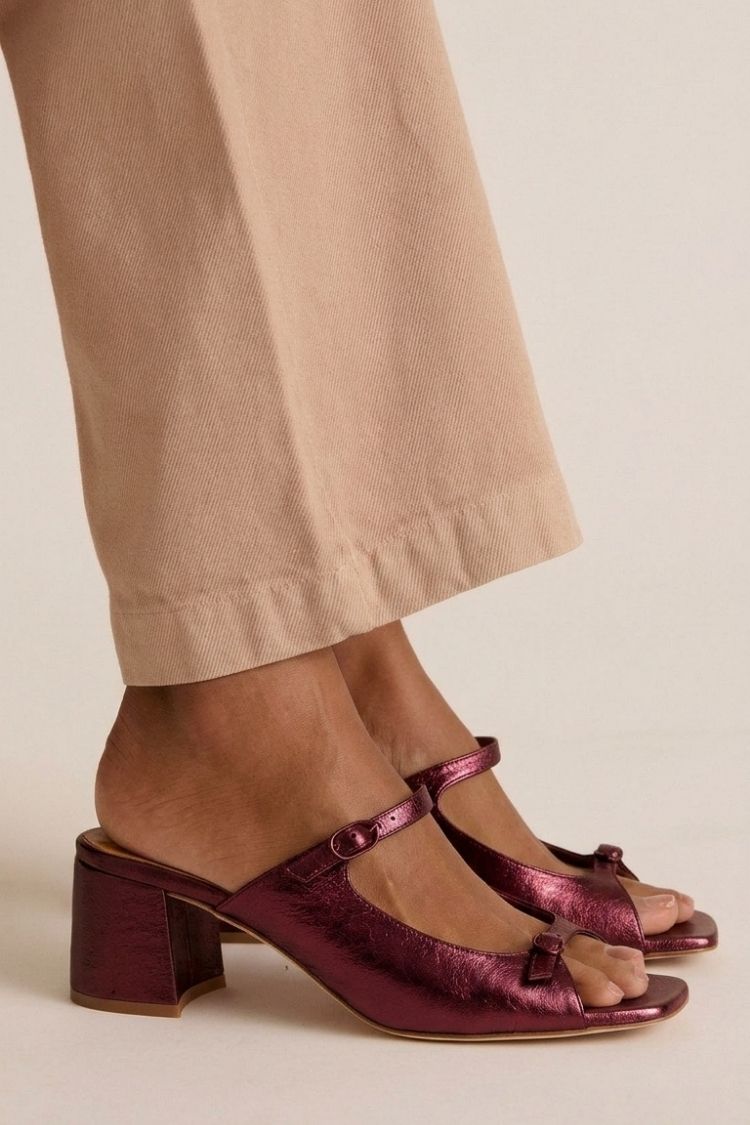 Ottoline sandals in Plum