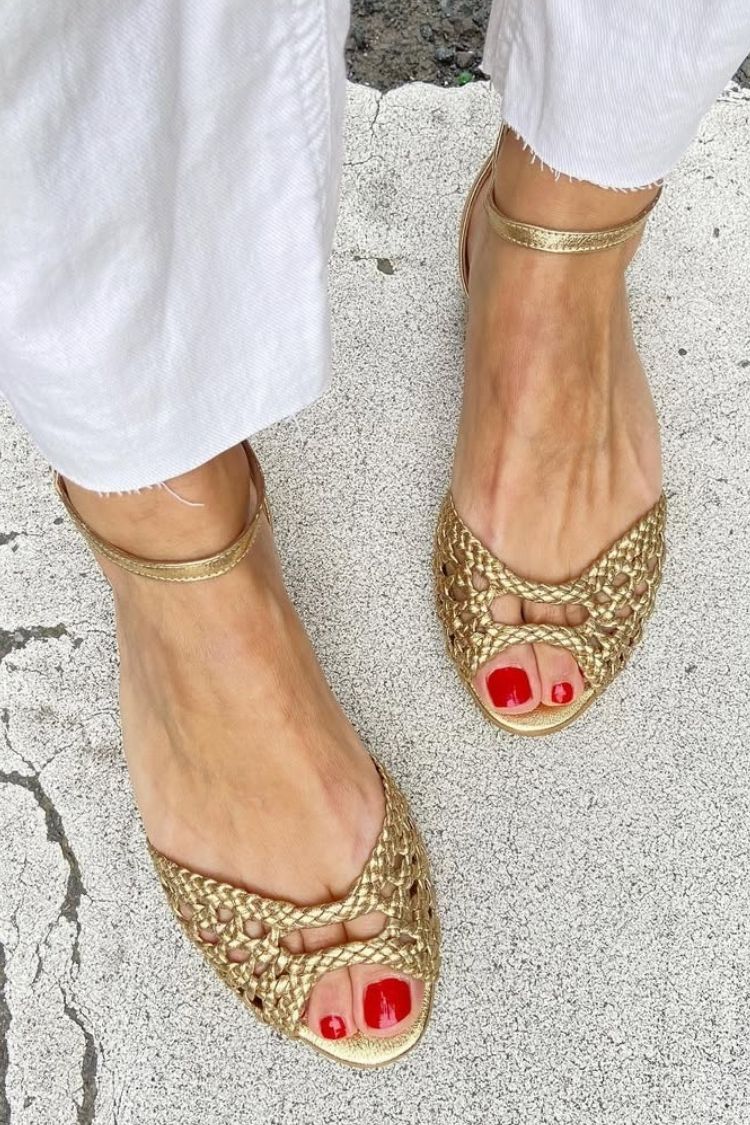 Marcella sandals in Gold