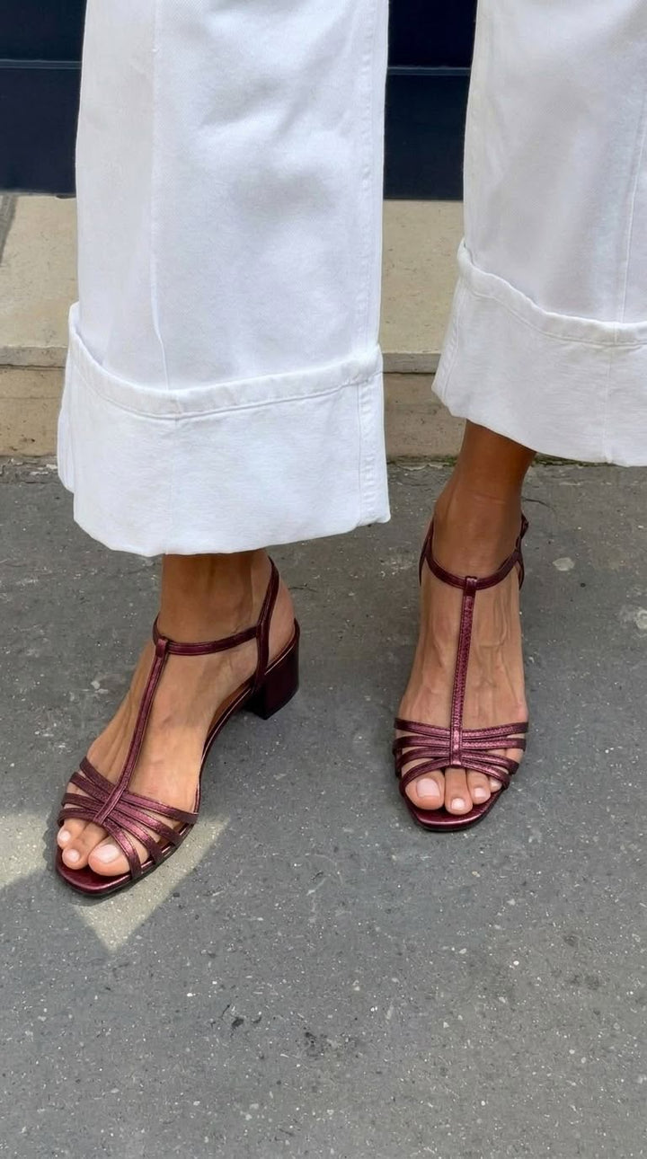 Allegra sandals in Burgundy