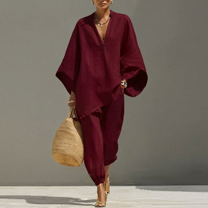 Marina | Two-Piece Casual Set with V-Neck for Women