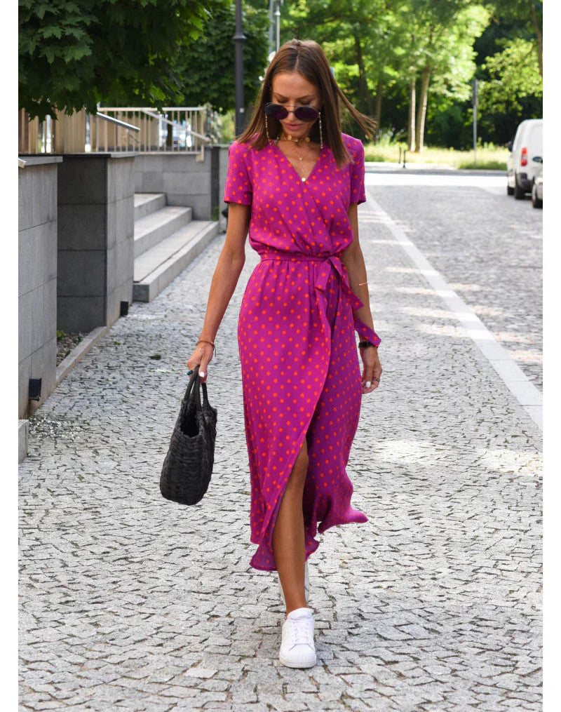Julia™ | Elegant V-Neck Dress with a Flattering Fit