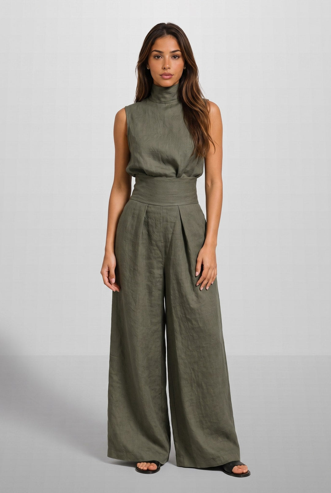 Lunaria set in military green